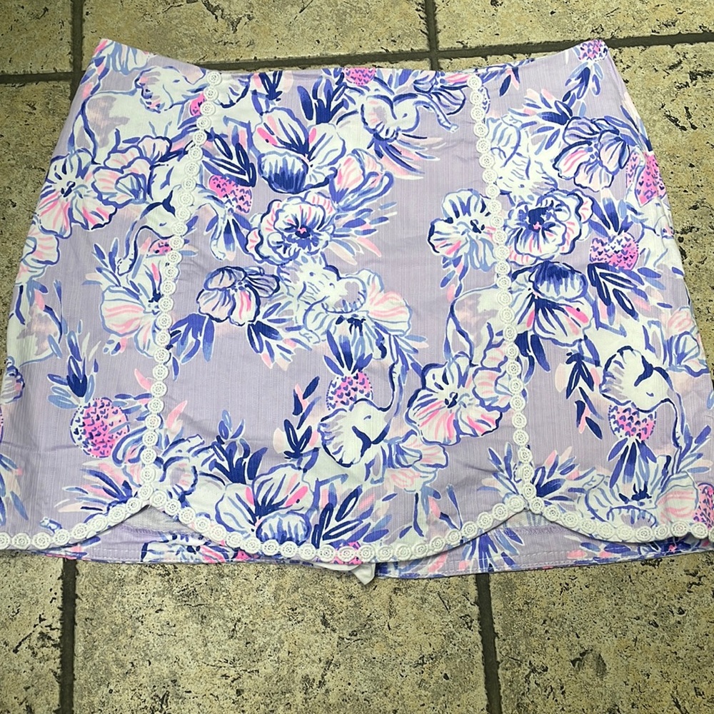 Great Condition- Lilly Pulitzer Patty Skort in Trunks in the Air, Size 12